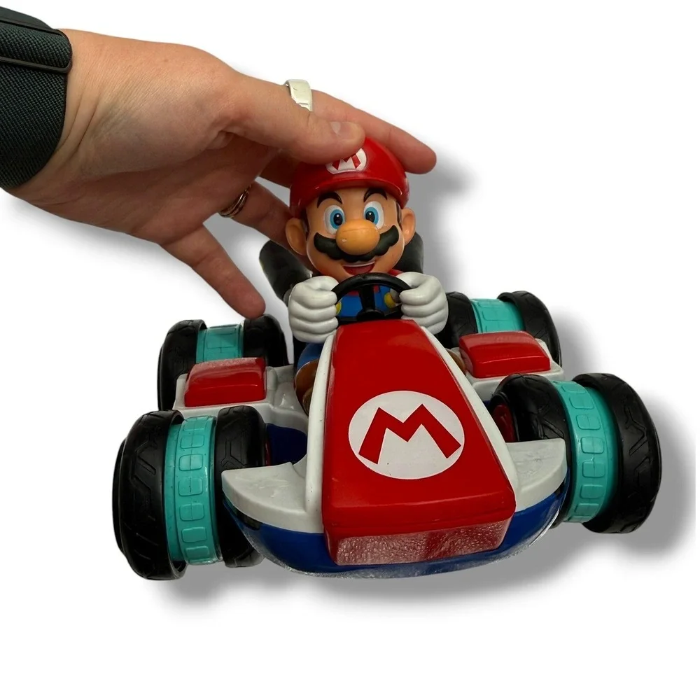 JAKKS Pacific Mario Kart 8 Anti-Gravity RC Racer Mario Nintendo Car UNTESTED